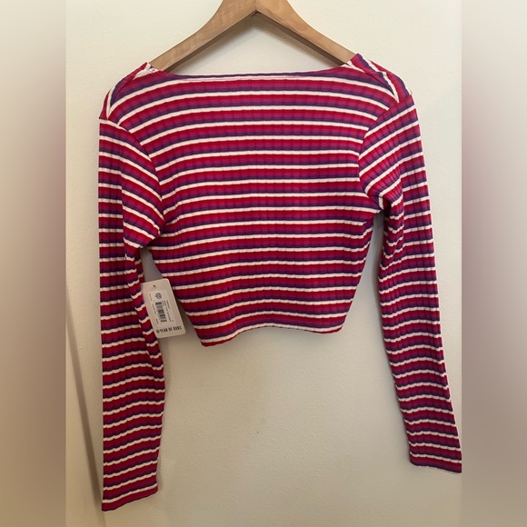 Year of Ours Striped Crop - Picture 2 of 4